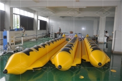 Customized Water Play Equipment Towable Water Ski Tube Inflatable Banana Tube Boat
